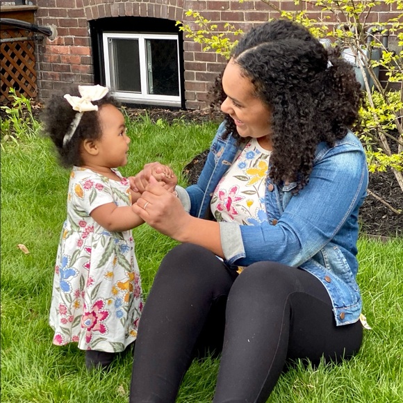 Meet your Posher, Kayla - Picture 3 of 4